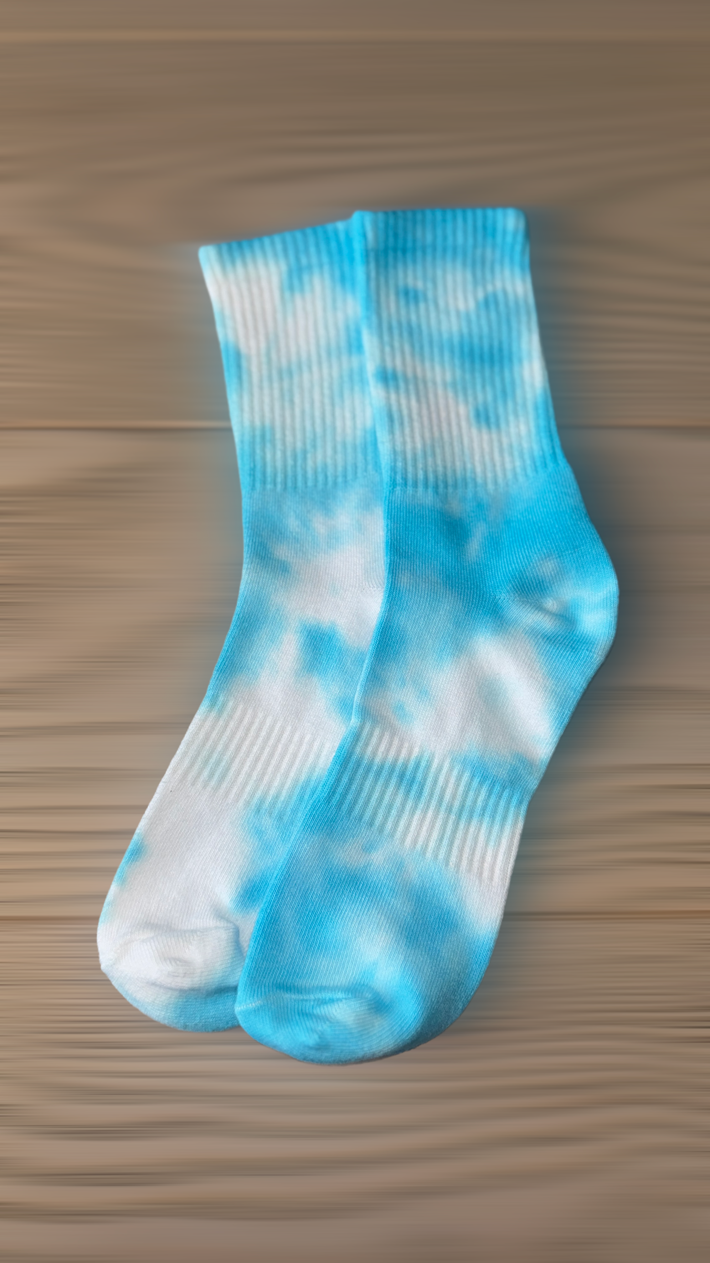 "For Good Luck" Tie-Dye Lightweight Socks Arts & Crafted