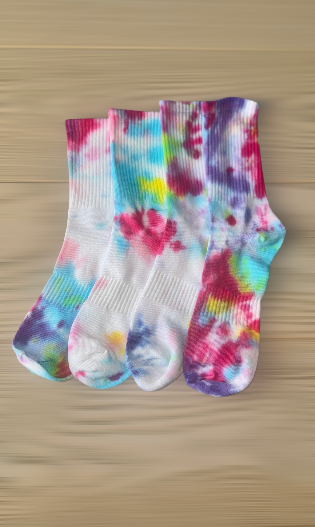 "For Good Luck" Tie-Dye Lightweight Socks Arts & Crafted